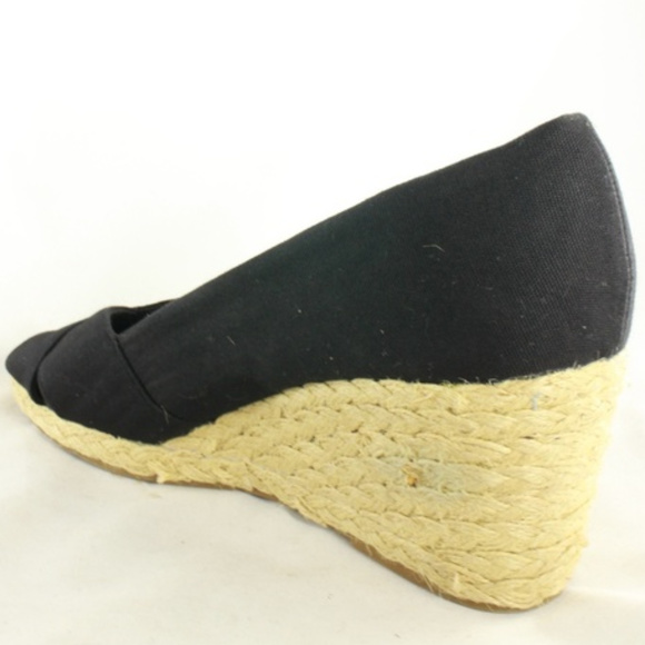 New CHAPS Dakoda Black Canvas Peep Toe Wedges - Picture 3 of 8